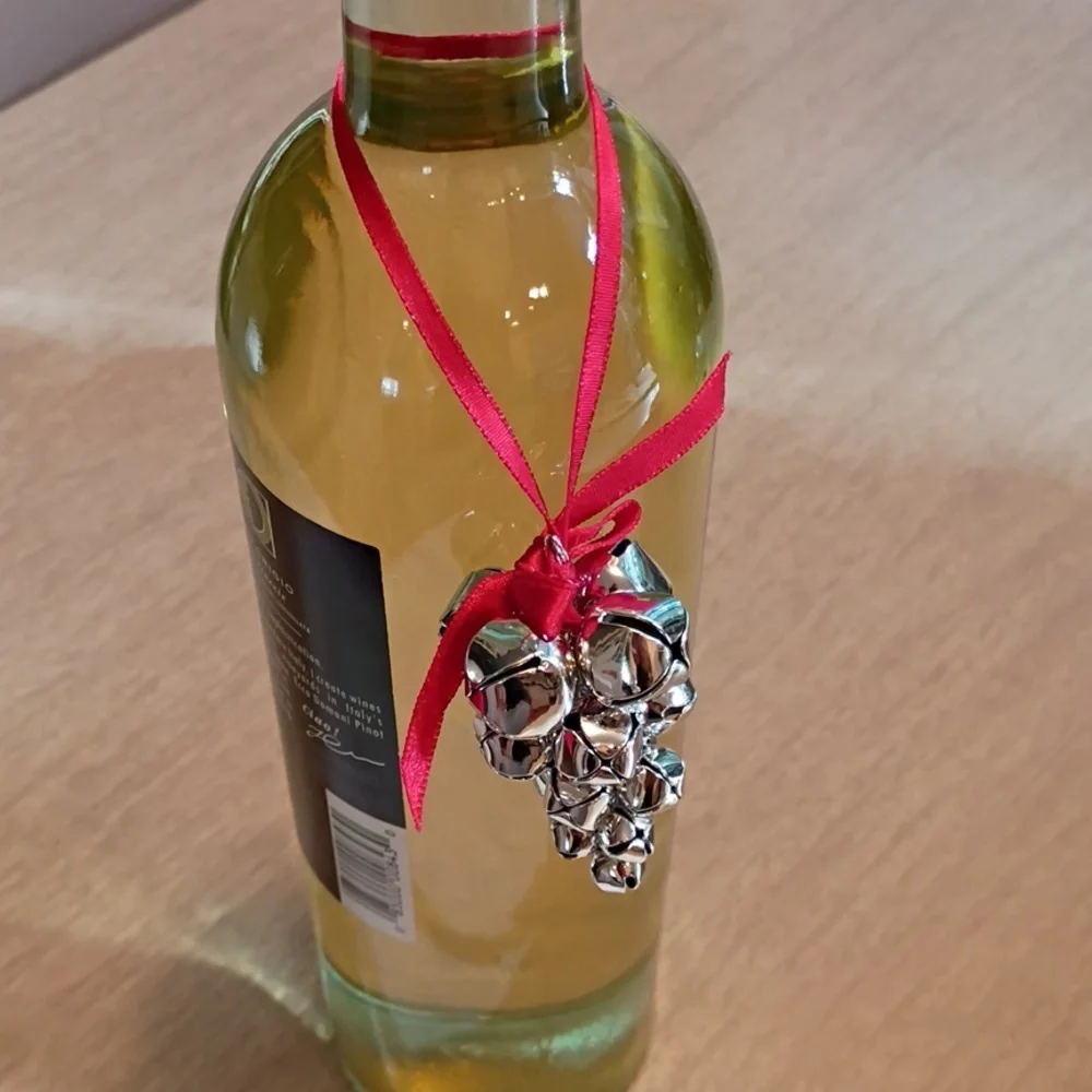 Crate & Barrel wine bottle charm